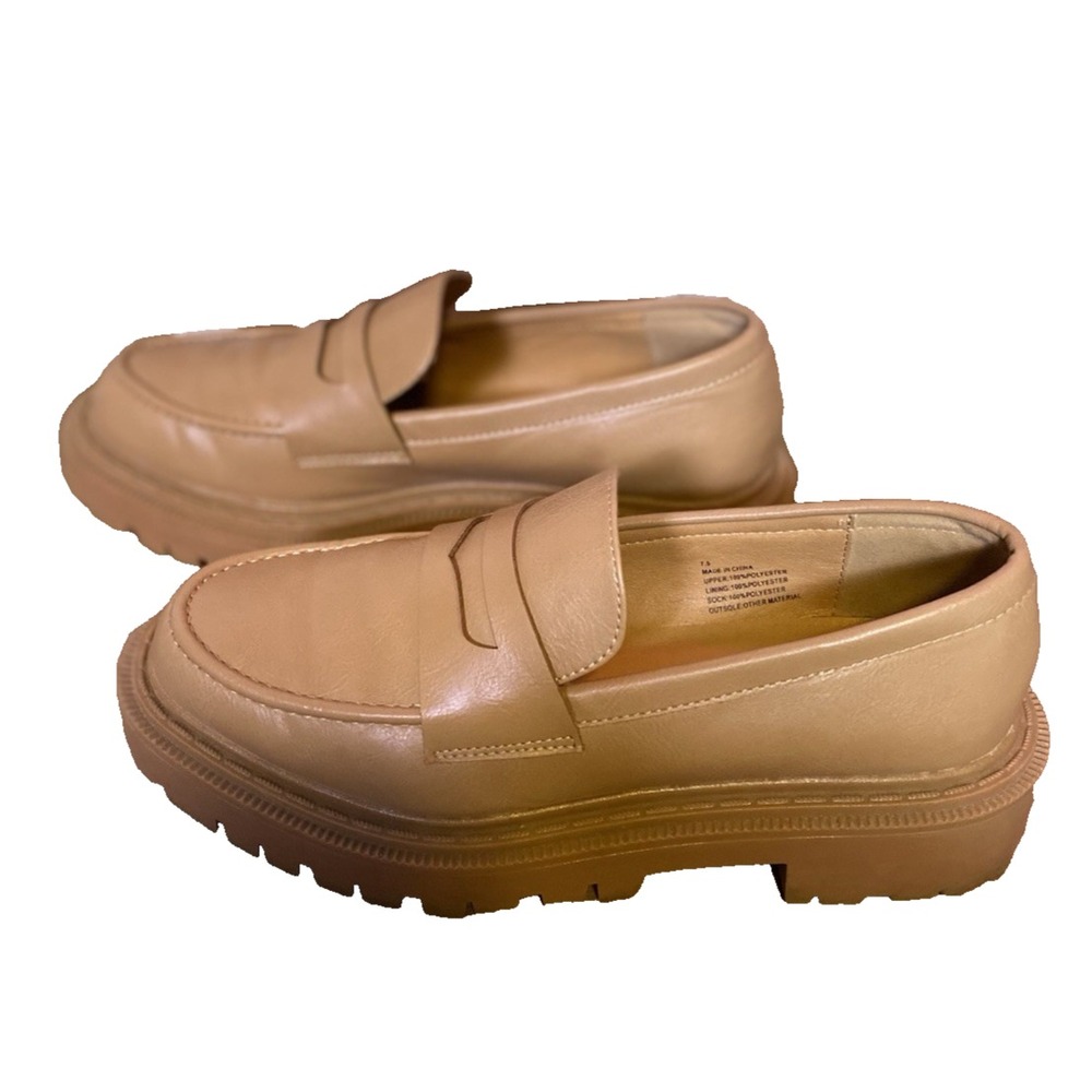 American Eagle Chunky Lug Loafers Nude Tan Womens Size 7.5 Slip-On Platform Shoe